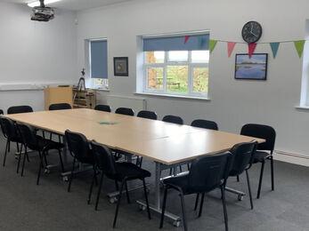 Training Room Open Discussion Table Style, Credit LRWT